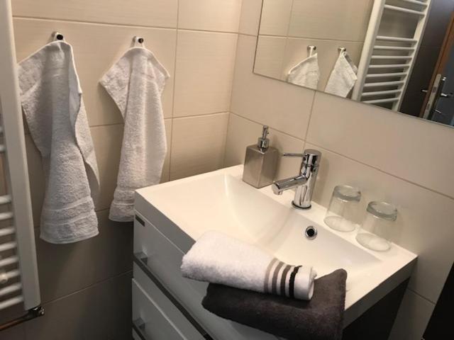 Apartman Innova Zlin Luaran gambar